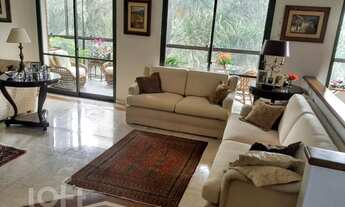 Imagem 2: Apartamento à venda em Vila Andrade com 200 m², 3 quartos, 1 suíte, 2 vagas