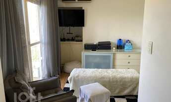 Imagem 3: Apartamento à venda em Alto de Pinheiros com 180 m², 2 quartos, 2 suítes, 3 vagas