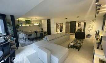 Imagem 3: Apartamento à venda em Aclimação com 247 m², 4 quartos, 2 suítes, 2 vagas