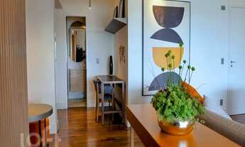 Imagem 2: Apartamento à venda em Alto de Pinheiros com 103 m², 3 quartos, 1 suíte, 2 vagas