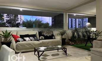 Imagem 3: Apartamento à venda em Vila Andrade com 140 m², 4 quartos, 3 suítes, 3 vagas