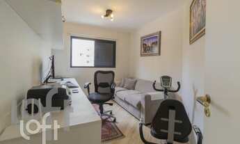 Imagem 4: Apartamento à venda em Higienópolis com 76 m², 2 quartos, 1 suíte, 2 vagas