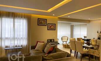 Imagem 2: Apartamento à venda em Vila Olímpia com 222 m², 4 quartos, 4 suítes, 4 vagas