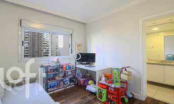 Imagem 4: Apartamento à venda em Vila Andrade com 195 m², 3 quartos, 3 suítes, 3 vagas