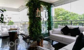 Imagem 2: Apartamento à venda em Ipiranga com 214 m², 3 quartos, 3 suítes, 3 vagas