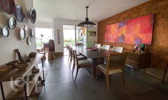 Imagem 3: Apartamento à venda em Barra Funda com 242 m², 4 quartos, 2 suítes, 3 vagas