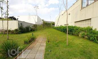 Imagem: Apartamento à venda em Lapa com 134 m²