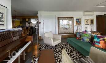 Imagem 2: Apartamento à venda em Barra Funda com 242 m², 4 quartos, 2 suítes, 3 vagas