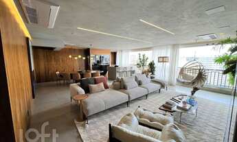 Imagem 2: Apartamento à venda em Lapa com 164 m², 4 quartos, 3 suítes, 5 vagas