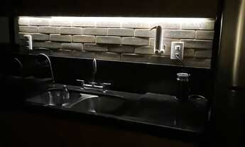 Imagem 3: Apartamento à venda em Pinheiros com 82 m², 2 quartos, 2 suítes