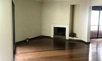 Imagem 2: Apartamento à venda em Vila Sônia com 160 m², 3 quartos, 3 suítes, 3 vagas