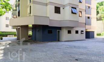 Imagem 7: Apartamento à venda em Morumbi com 240 m², 3 quartos, 2 suítes, 3 vagas