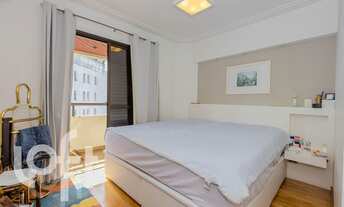 Imagem 5: Apartamento à venda em Vila Andrade com 200 m², 3 quartos, 2 suítes, 3 vagas