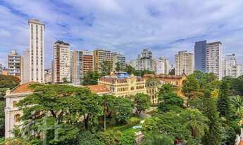 Imagem 3: Apartamento à venda em Sumaré com 140 m², 2 quartos, 2 suítes, 2 vagas