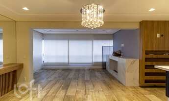 Imagem 6: Apartamento à venda em Alto de Pinheiros com 265 m², 4 quartos, 4 suítes, 4 vagas