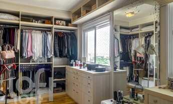 Imagem 2: Apartamento à venda em Mooca com 189 m², 3 quartos, 3 suítes, 3 vagas