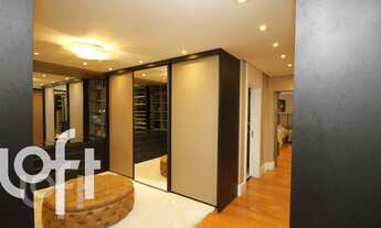 Imagem 3: Apartamento à venda em Aclimação com 200 m², 3 quartos, 3 suítes, 3 vagas