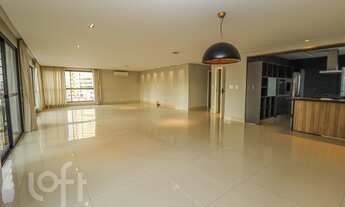 Imagem 3: Apartamento à venda em Santa Cecília com 242 m², 3 quartos, 1 suíte, 2 vagas