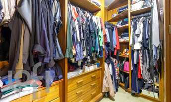 Imagem 4: Apartamento à venda em Pinheiros com 134 m², 2 quartos, 2 suítes, 2 vagas