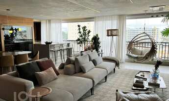 Imagem: Apartamento à venda em Lapa com 164 m²