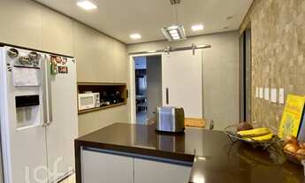 Imagem 7: Apartamento à venda em Vila Andrade com 238 m², 4 quartos, 4 suítes, 4 vagas