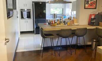 Imagem 4: Apartamento à venda em Lapa com 200 m², 3 quartos, 1 suíte, 4 vagas