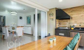 Imagem 2: Apartamento à venda em Barra Funda com 132 m², 3 quartos, 1 suíte, 2 vagas