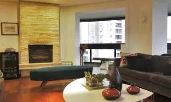 Imagem 2: Apartamento à venda em Vila Andrade com 200 m², 4 quartos, 2 suítes, 3 vagas