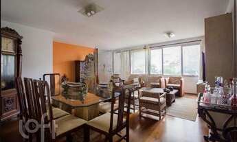 Imagem 2: Apartamento à venda em Morumbi com 132 m², 4 quartos, 1 suíte, 2 vagas