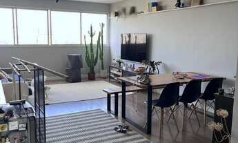 Imagem 2: Apartamento à venda em Vila Madalena com 130 m², 3 quartos, 1 suíte, 2 vagas