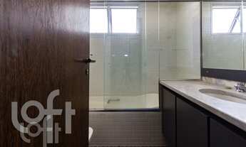 Imagem 2: Apartamento à venda em Morumbi com 157 m², 3 quartos, 1 suíte, 4 vagas