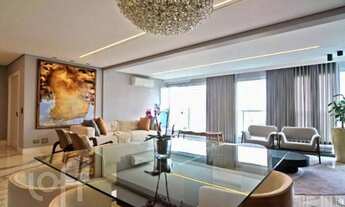 Imagem: Apartamento à venda em Lapa com 221 m²