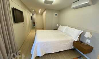 Imagem 7: Apartamento à venda em Alto da Lapa com 160 m², 4 quartos, 2 suítes, 3 vagas