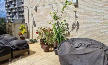 Imagem 2: Apartamento à venda em Lapa com 140 m², 3 quartos, 1 suíte, 3 vagas