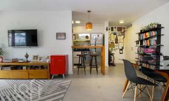 Imagem 2: Apartamento à venda em Alto de Pinheiros com 78 m², 2 quartos, 1 suíte, 1 vaga