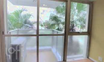 Imagem 2: Apartamento à venda em Jardim Paulista com 70 m², 2 quartos, 2 suítes, 1 vaga