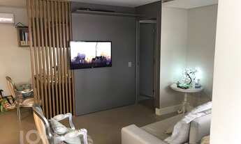 Imagem 2: Apartamento à venda em Aclimação com 80 m², 2 quartos, 1 suíte, 2 vagas