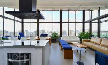 Imagem 3: Apartamento à venda em Santo Amaro com 36 m², 1 quarto, 1 vaga