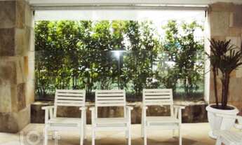 Imagem 2: Apartamento à venda em Santa Cecília com 130 m², 3 quartos, 1 suíte, 2 vagas