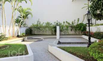 Imagem 7: Apartamento à venda em Aclimação com 196 m², 4 quartos, 2 suítes, 2 vagas