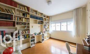 Imagem 2: Apartamento à venda em Santa Cecília com 230 m², 3 quartos, 1 suíte, 1 vaga