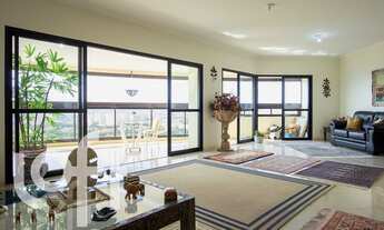 Imagem 1: Apartamento à venda em Alto da Lapa com 247 m², 4 quartos, 3 suítes, 4 vagas