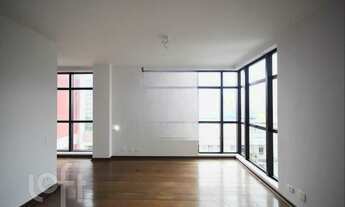 Imagem 2: Apartamento à venda em Morumbi com 237 m², 5 quartos, 3 suítes, 3 vagas