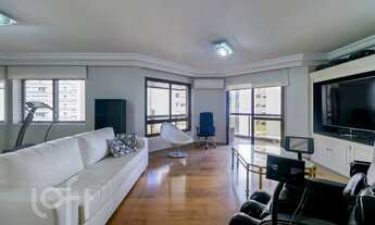 Imagem 4: Apartamento à venda em Itaim Bibi com 240 m², 4 quartos, 4 suítes, 5 vagas