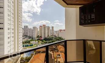 Imagem 2: Apartamento à venda em Aclimação com 234 m², 3 quartos, 3 suítes, 4 vagas