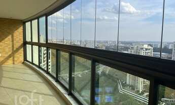 Imagem 2: Apartamento à venda em Vila Andrade com 192 m², 3 quartos, 3 suítes, 4 vagas