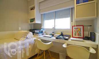 Imagem 3: Apartamento à venda em Jardim Paulista com 150 m², 2 quartos, 2 suítes, 3 vagas