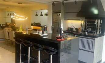 Imagem 7: Apartamento à venda em Vila Andrade com 168 m², 3 quartos, 3 suítes, 3 vagas