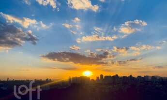 Imagem 3: Apartamento à venda em Alto de Pinheiros com 94 m², 3 quartos, 1 suíte, 2 vagas