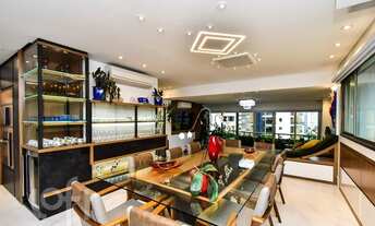 Imagem: Apartamento à venda em Aclimação com